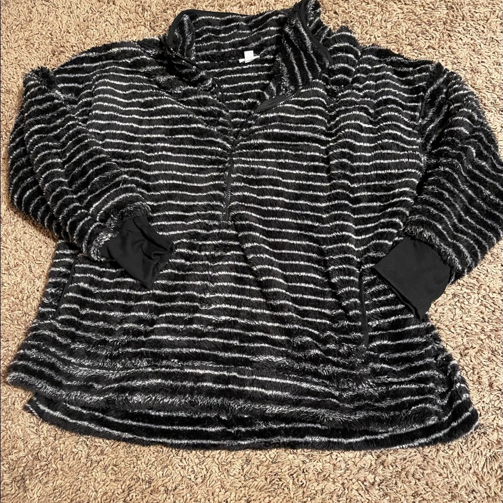 🍁Lularoe Nancy teddy bear jacket